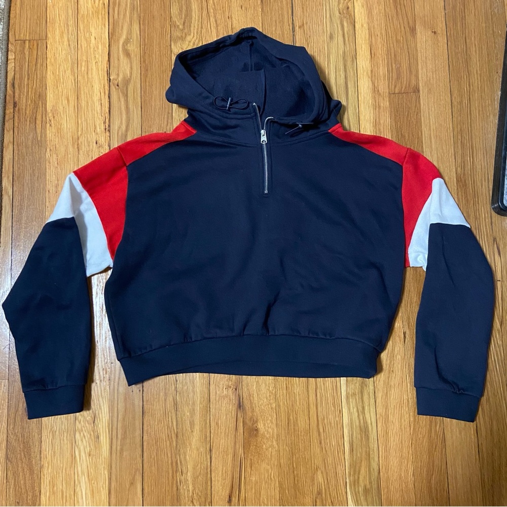 Sweatshirt Crop Top